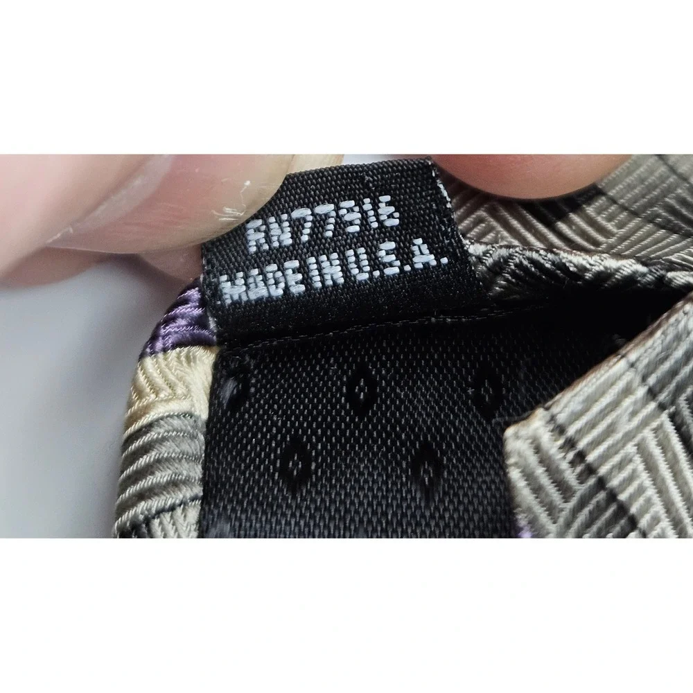 Enro Mens Silk Tie Grey Purple Geometric Basketweave Pattern Made in‎ USA 4 Inch